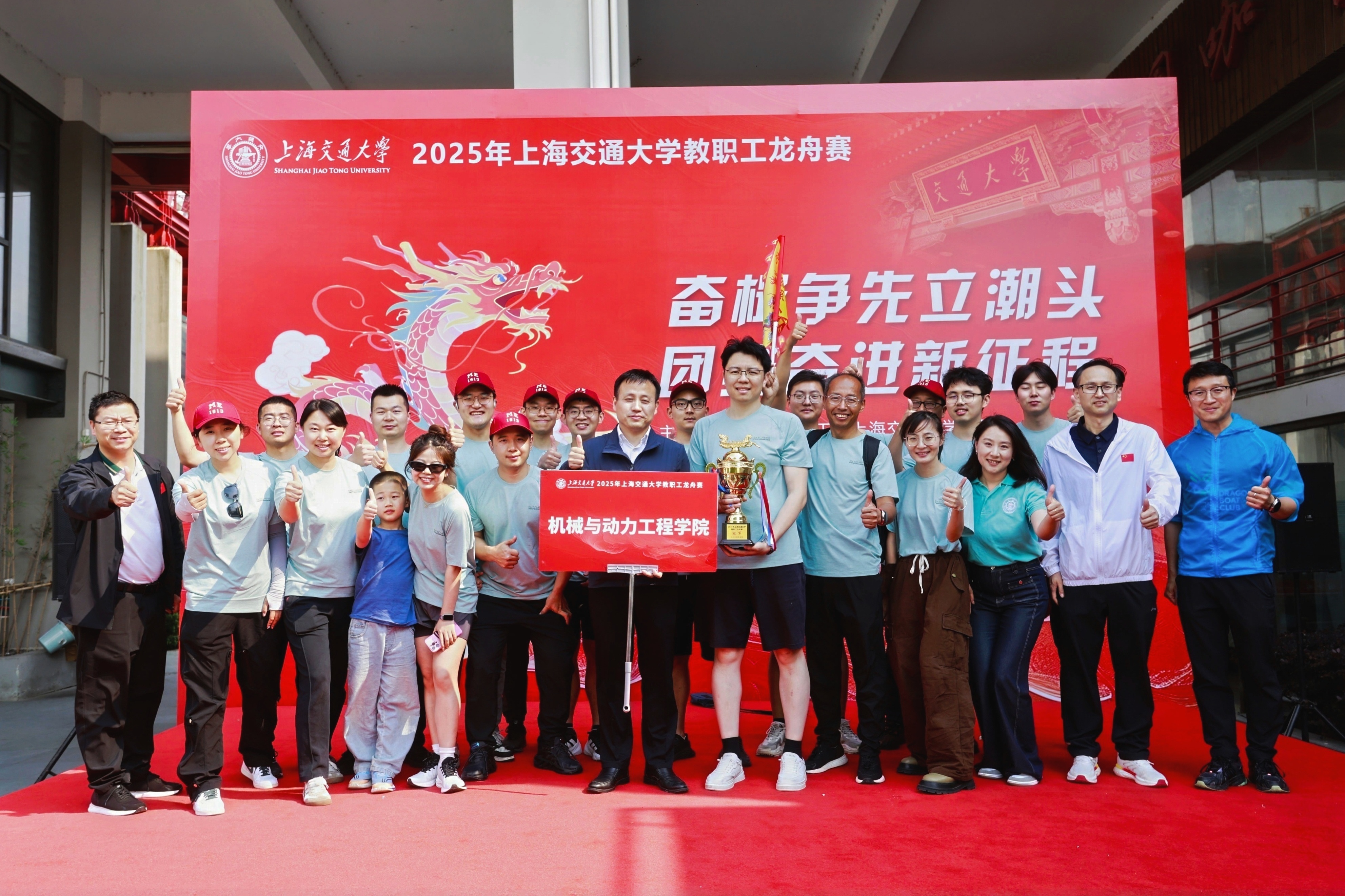 1748330841832853.jpg 976ce0c0d5a29e0bb5d0f75e0258e74.jpg