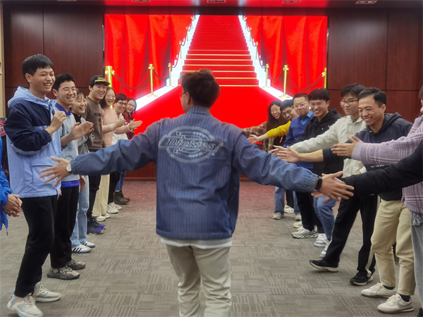 1702298142245103.jpg 星光大道.jpg