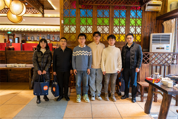 1708436711915040.jpg 图1-拜访杨安良师兄、柴金泽师兄、黄慧琳师姐.jpg