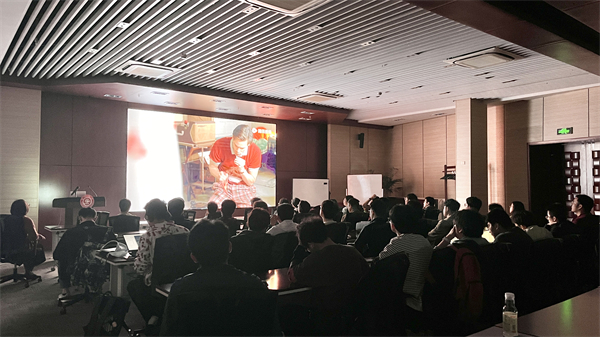 1713795861697703.jpg 观影.jpg