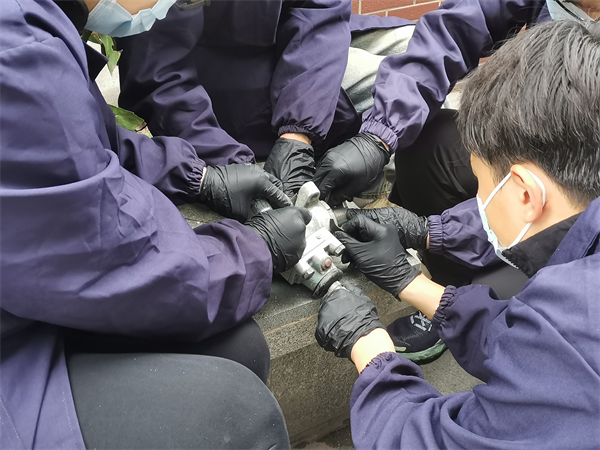 1714992872829165.jpg 图2 表面准备.jpg